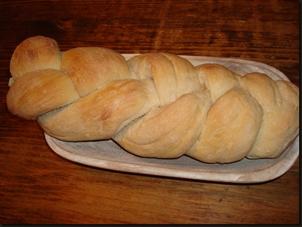bread nd yarn 001