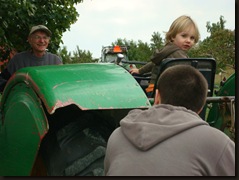 apple picking and tractor tale 037